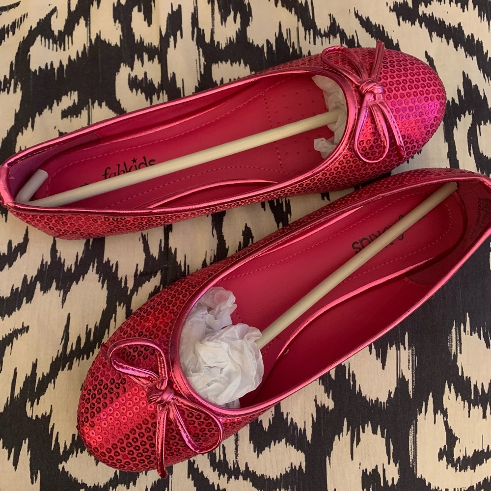 Girls shoes